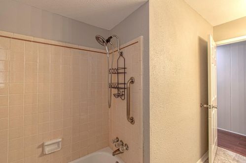 3921 Douglas Dr, Garland TX 75041-4331 exterior