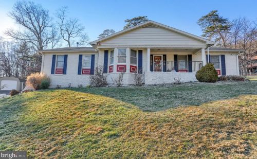 4716 Galen Rd, Harrisburg, PA 17110-3236