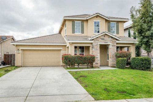 1012 San Bruno Ave, Madera, CA 93637-6242