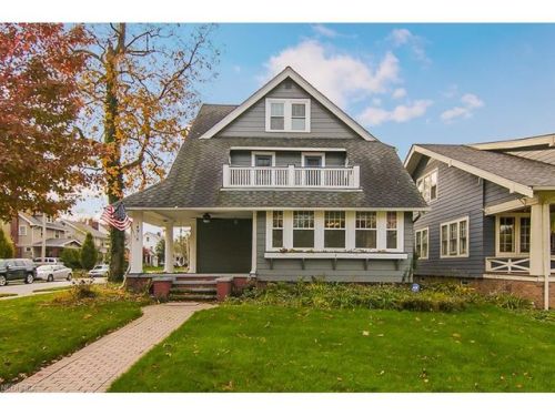 14915 Edgewater Dr, Cleveland OH  44107-1203 exterior