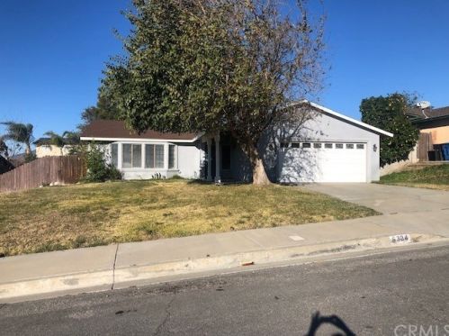 6384 Ventura Ave, San Bernardino, CA 92407-4048