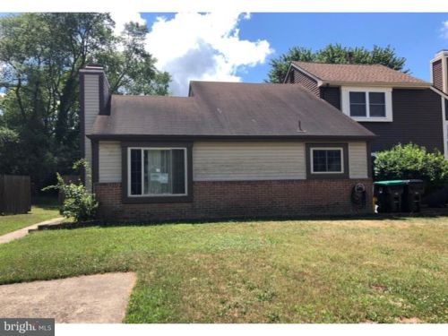 10 Hickory Ct, Erial, NJ 08081-2501