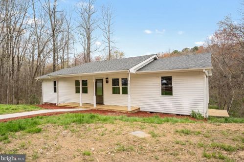 2954 Janet Ln, Powhatan, VA 23139-5921