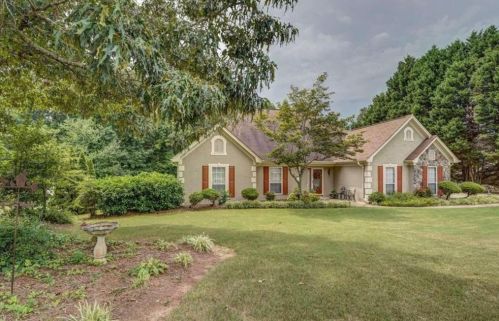 165 Doubles Dr, Porterdale, GA 30016-1739