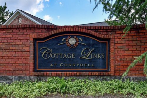 9156 Leverett Cir, Porterdale, GA 30014-5110