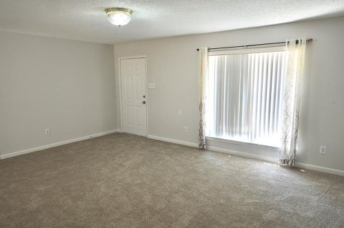 128 Shadylawn St, Morgans Point, TX 77571-7361