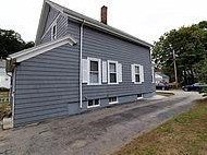 10 Arnold Ave, Lincoln, RI 02865-3505
