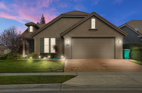 1957 Wyndham Way, Lodi, CA 95242-4761