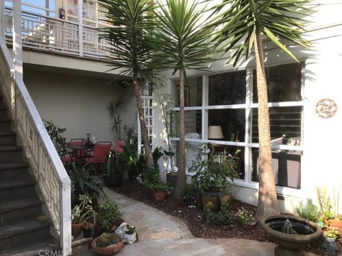 814 3rd St, Santa Monica, CA 90403-1173
