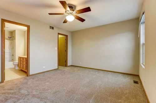 1322 Harvest Dr, Joliet IL  60403-0956 exterior