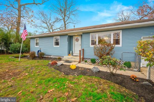 802 Evergreen Blvd, Browns Mills, NJ 08015-2148