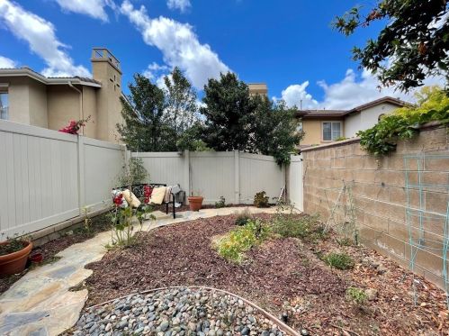 15 Salton, Irvine CA  92602-2425 exterior