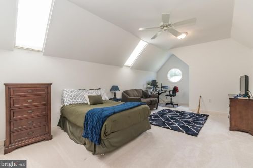168 Meadow Ridge Dr, Shepherdstown WV  25443-4037 exterior