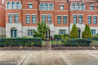 12082 Kinsley Pl, Herndon, VA 20190-5830