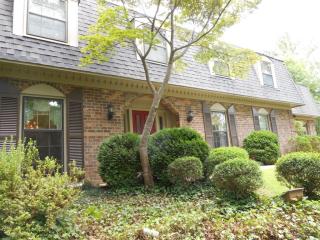 336 Glen Haven Dr, Columbus, MS 39705-1521