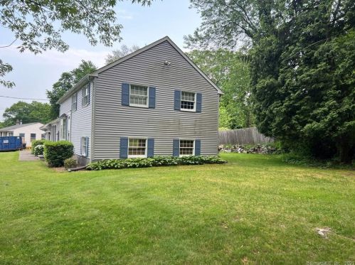 108 Ridgecrest Rd, Wallingford, CT 06492-2024