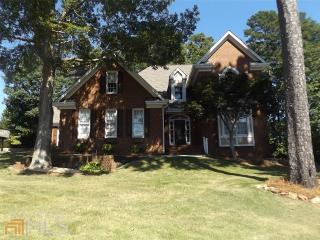 2740 Shoemaker Ln, Lithonia, GA 30039-8097
