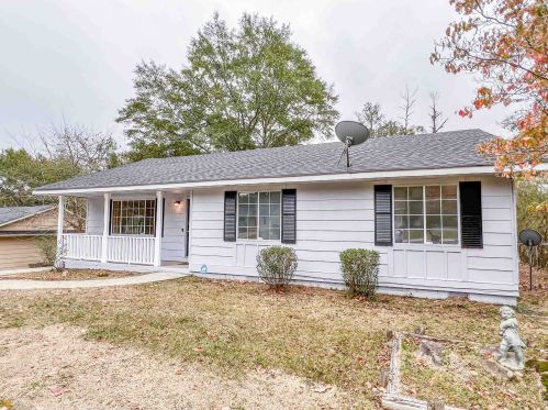 3267 Creekwood Dr, Rex GA 30273-2117 exterior