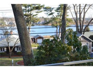 64 Oswegatchie Hills Rd, Niantic, CT 06357-1913