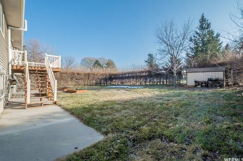 2327 Jordan Meadows Cv, Taylorsville UT exterior