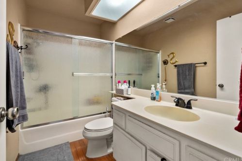 6081 Ladera Ln, Anaheim CA  92807-4847 exterior