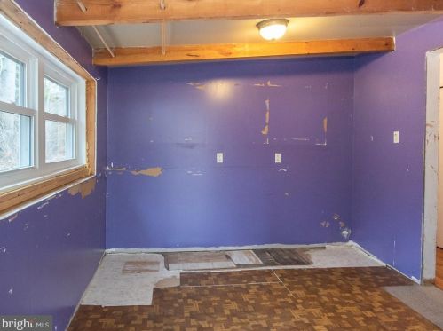 2122 Millcreek Rd, Lancaster PA  17602-4749 exterior