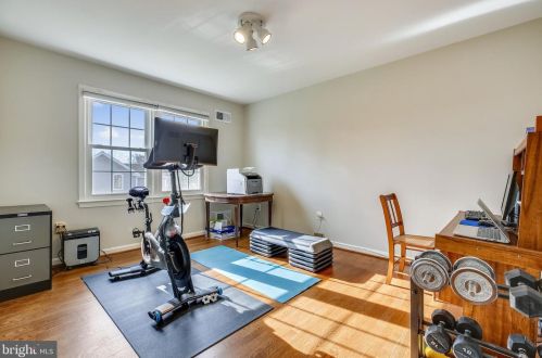 13726 Middlevale Ln, Silver Spring MD 20906-2116 exterior