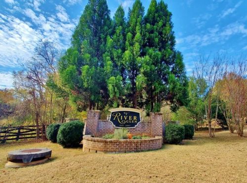 412 River Mansion Dr, Jefferson, GA 30549-3519