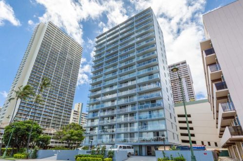 2233 Ala Wai Blvd, Honolulu HI  96815-2418 exterior