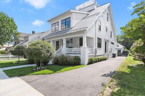 64 Cove Ave, Norwalk CT  06855-2412 exterior