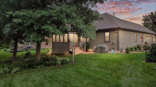 1456 Muscatatuck Dr, Valpo, IN 46385-6190