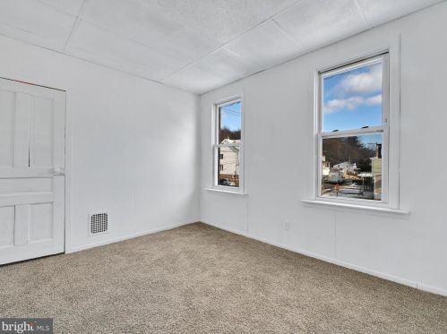 31 Ann St, Primrose PA 17901-8435 exterior