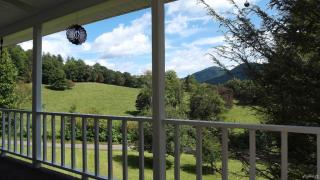 1421 Berrong Rd, Hiawassee, GA 30546-2704