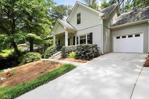 1331 Carolyn Dr, Atlanta, GA 30329-3546