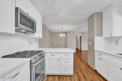 4478 Lubbock Dr, Simi Valley, CA 93063-1764