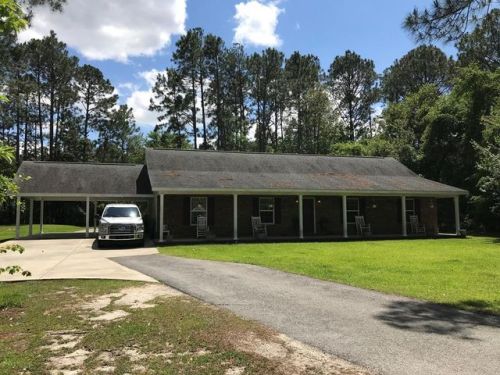 190 Corey St, Baxley, GA 31513-7164