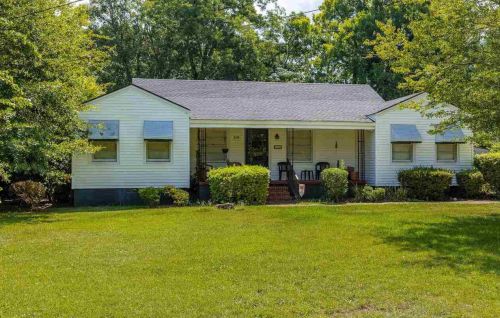 516 Nottingham St, Thomaston, GA 30286-3586