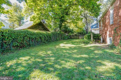 7310 Trescott Ave, Silver Spring MD 20912-6443 exterior