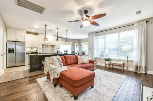 7035 Clustering Oak Ct, Richmond TX 77407-0822 exterior