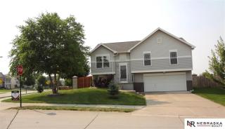 15303 Clay St, Bennington, NE 68007-7490