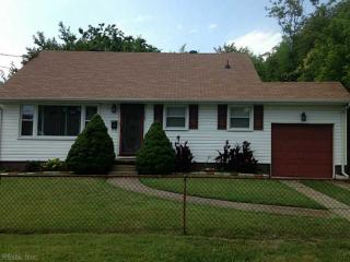 1224 River Oaks Dr, Norfolk, VA 23502-2042