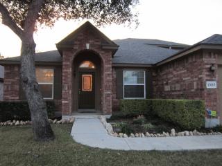13015 Attel Frst, Grey Forest, TX 78023-3791