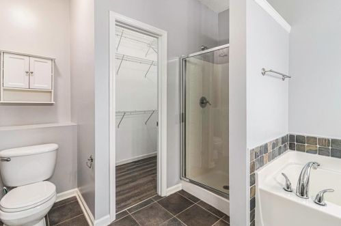 130 Laurel Springs Dr, Mcdonough GA  30253-6058 exterior