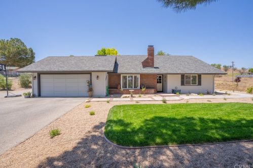 185 Vine St, Lake Nacimiento, CA 93446-3736