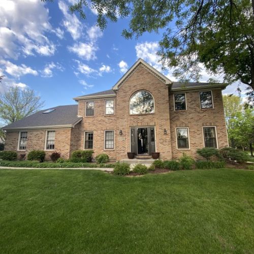 2400 Centenary Ct, Naperville, IL 60565-3392