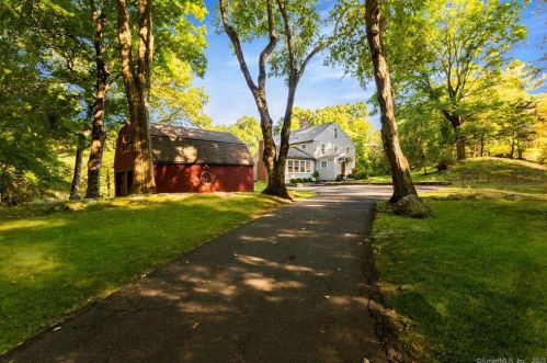 56 Turtleback Rd, Wilton, CT 06897-1223