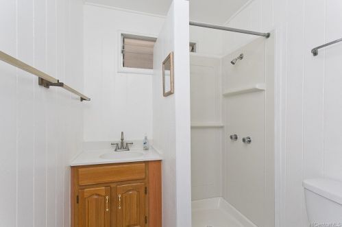 1781 Puowaina Dr, Honolulu HI  96813-1735 exterior