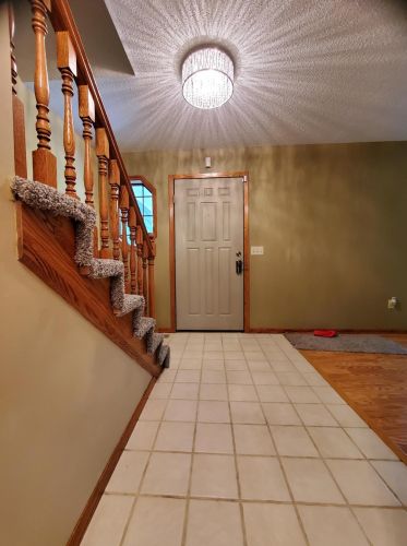 2414 Beam Ave, Saint Paul, MN 55109-1603