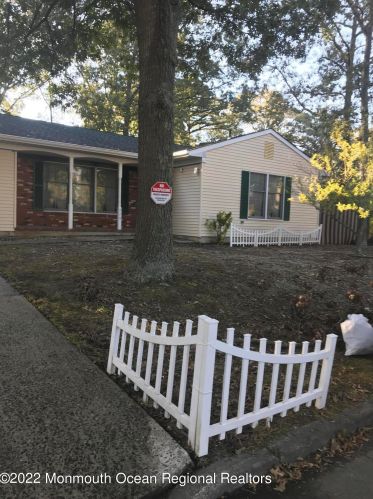770 Briar Rd, Lacey Township, NJ 08734-2308