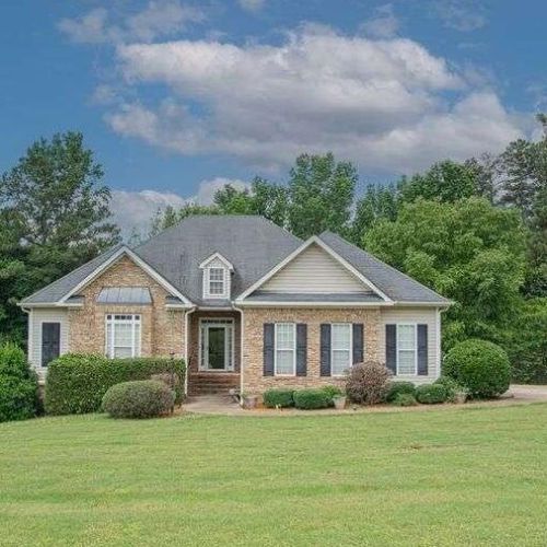 423 Tea Rose Ln, Stockbridge, GA 30281-2364